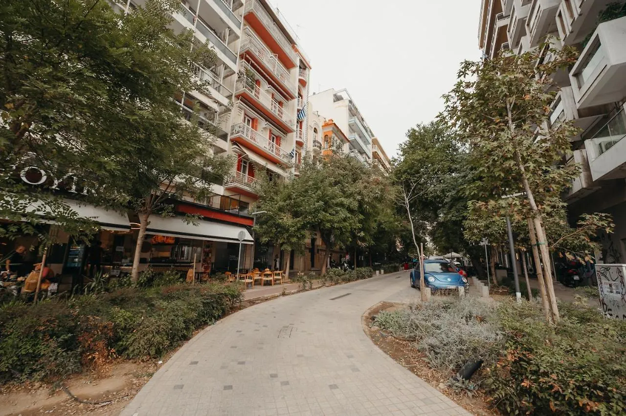 Retrowaves Apartment Thessaloniki